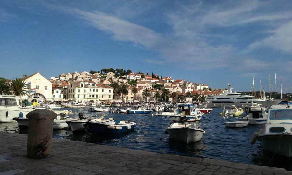 Liza'S Downtown Apartment Hvar Town Exterior foto